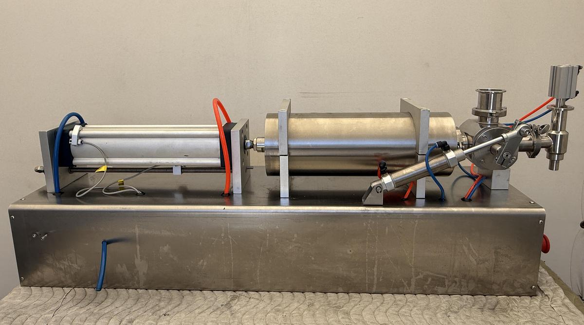 Used Liquid filling Machine 
