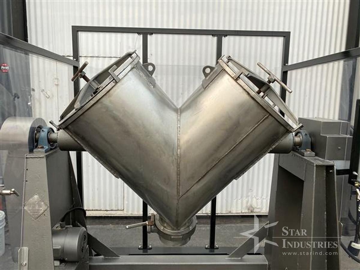 Used PATTERSON-KELLEY 5 C.F. S.S. V-BLENDER