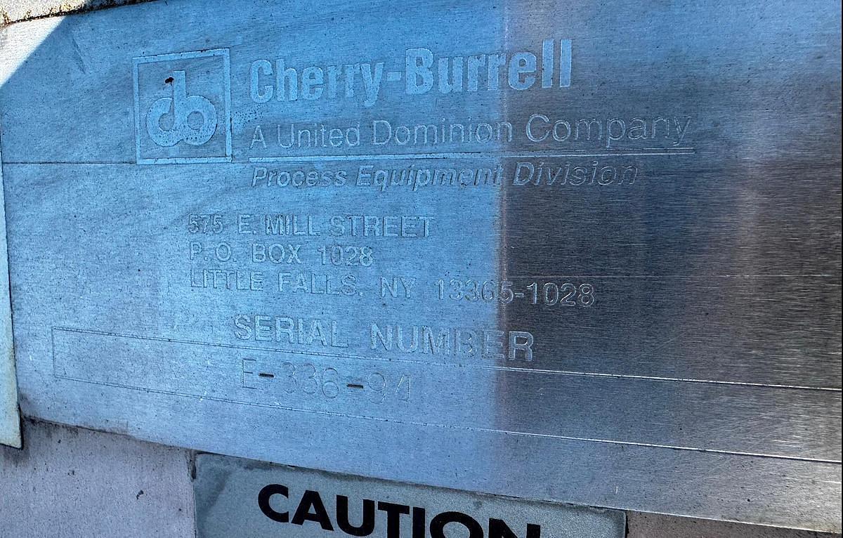 Used Tank, 1,500 Gallon, Stainless Steel, Vertical, Cherry-Burrell