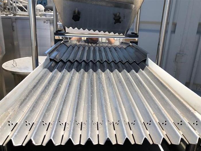 Used Axon EZ-Seal Model EZ-100 Neck Bander