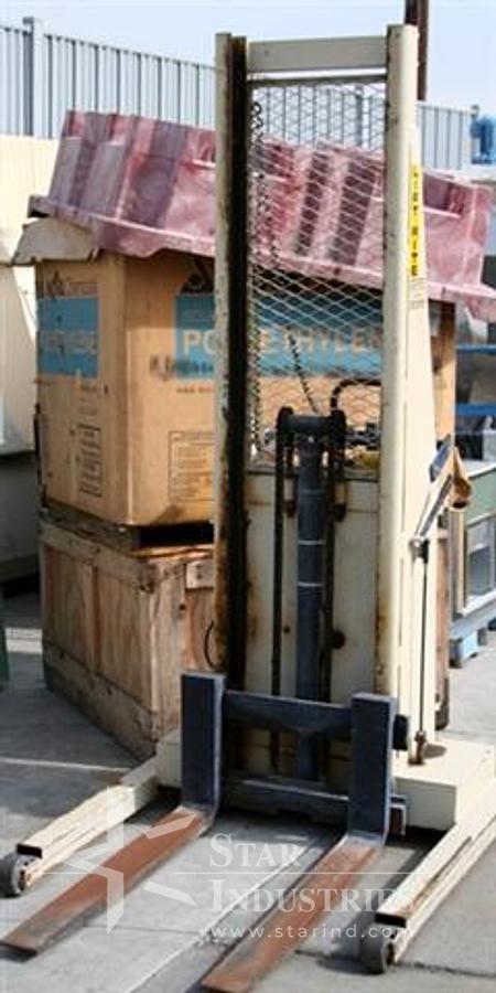 Used LiftRite L68 1,500 lbs. Electric Lift