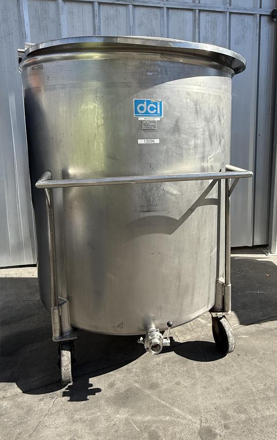 Used Tank, DCI 466 Gallon Stainless Steel Tank