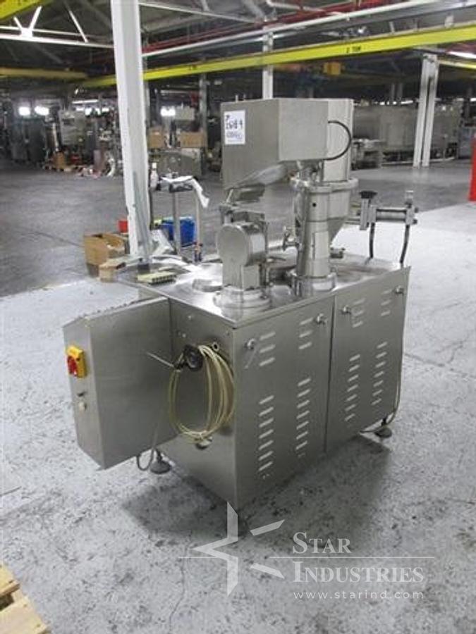 Used AMF GLEN 340 QUART MIXER