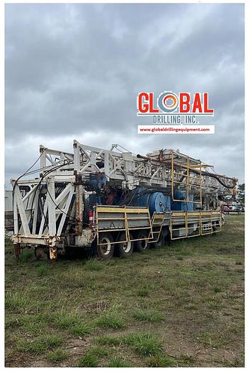 Used Item 10002 - 2011 LOADCRAFT HRI 1000-E DRILL RIG