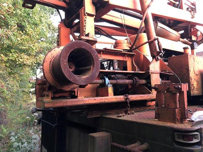 Used 1970 Mobile B56 Drill Rig