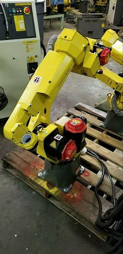 Used Fanuc M-10ia