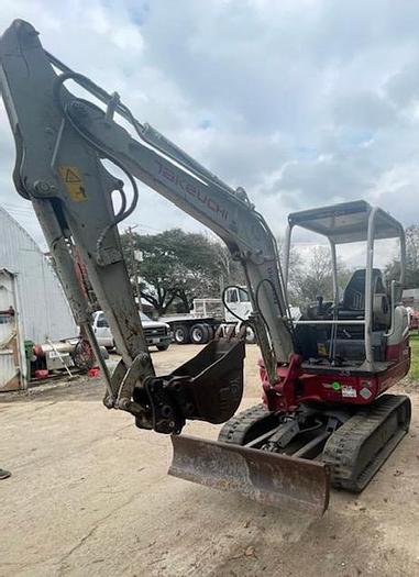 Used 2014 TAKEUCHI TB230 EXCAVATOR