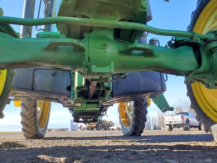 Used 2013 John Deere 7200R Tractor w/ IVT