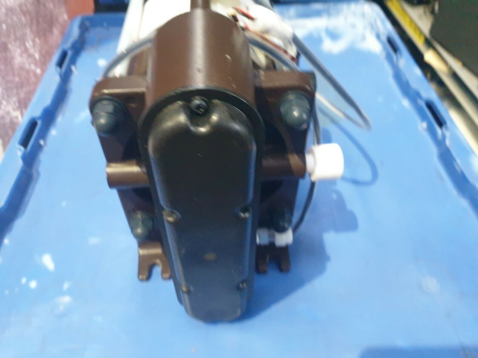 Used IWAKI FF-20BT2 Pneumatic Drive Bellows Pump (rbd2.1b2)