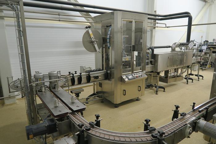 Used LIQUID FILLING LINE