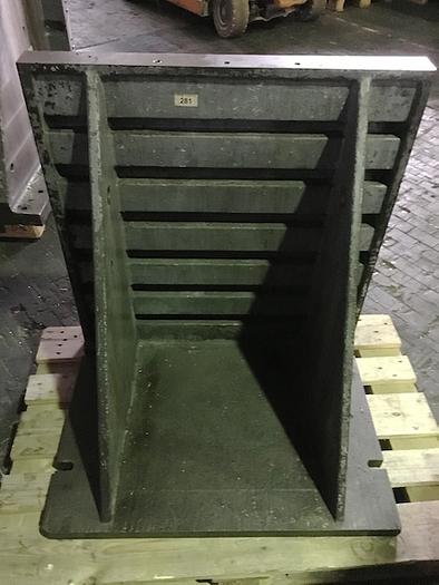 Gebraucht Aufspannwinkel fuer Bohrwerk 90 Grad