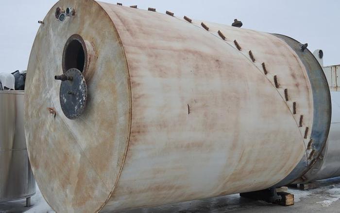 D'occasion USED 12 000 GALLON TANK, CARBON STEEL