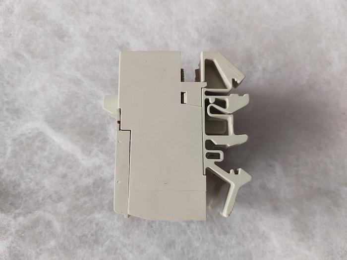 Connecteurs à bornes à vis 3 pièces, AK2-BA162U, Telemechanique, neuf