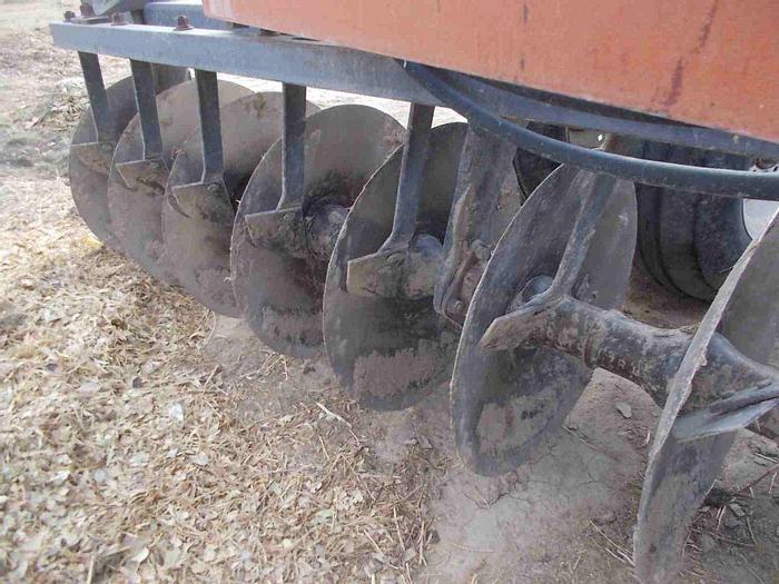 Used 21' International 475 Disk