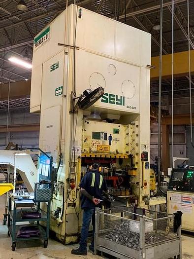 Used 220 ton SEYI Press