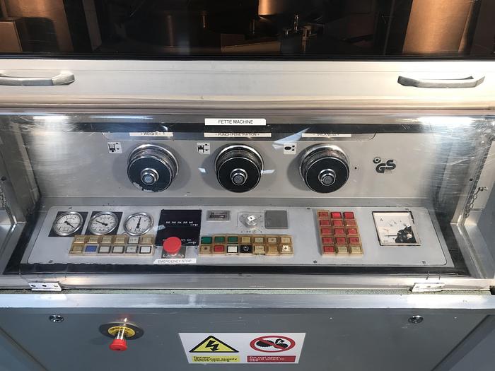 Used Fette P2000 Tablet Press