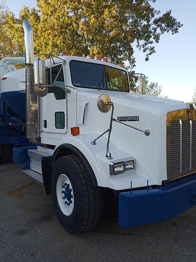 Used Bulk Truck