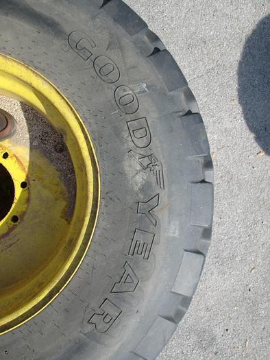 Used Goodyear 23.1-26 Turf Tires And Rims