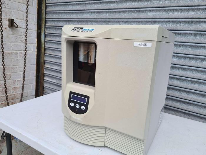 Used Parker Balston H2PEM-165 Hydrogen Generator