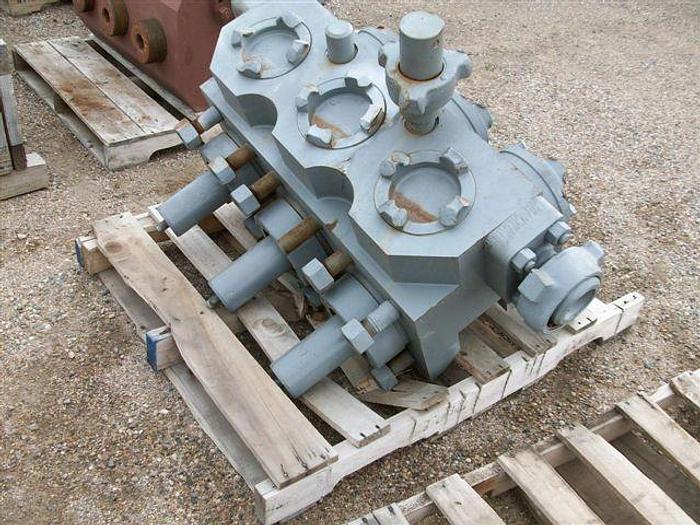 Used Western Roughrider RR1000 Triplex Frac/Mud Pump Fluid End