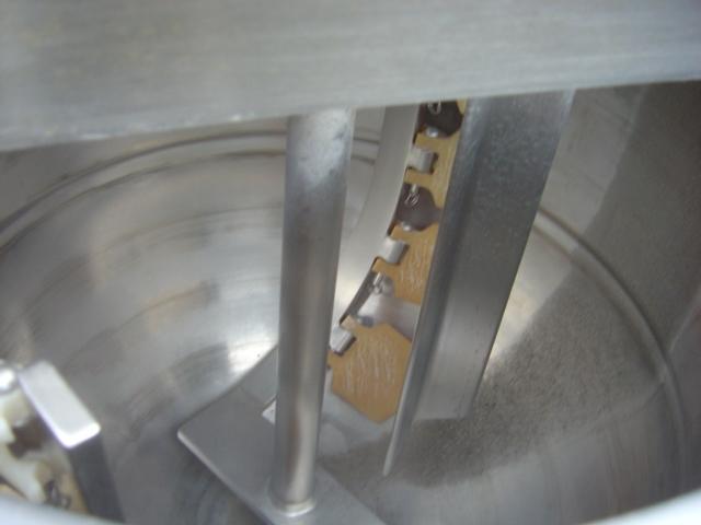 Usado 30 GALLON KETTLE TANK. LEE IND. MODEL 30 D75 SERIAL 36625-1