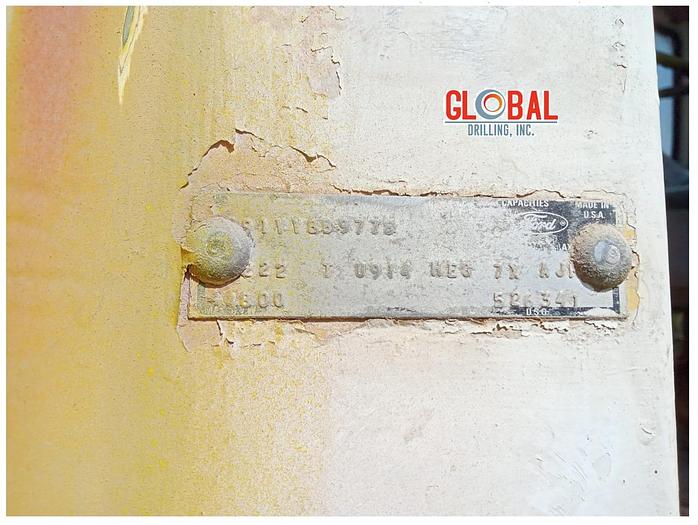 Used Item 0760 : 1976 Speedstar / Ford Water Well Drill Truck