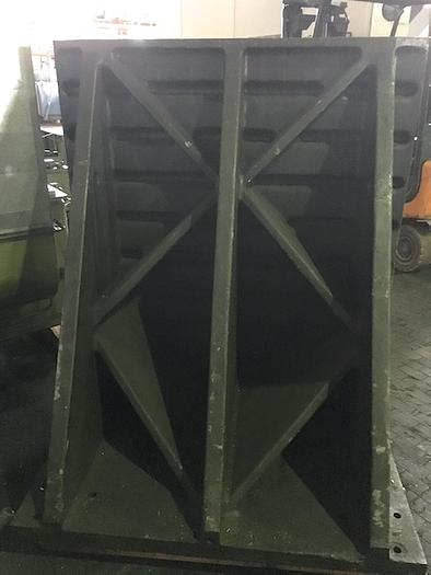 Gebraucht Aufspannwinkel fuer Bohrwerk 90 Grad