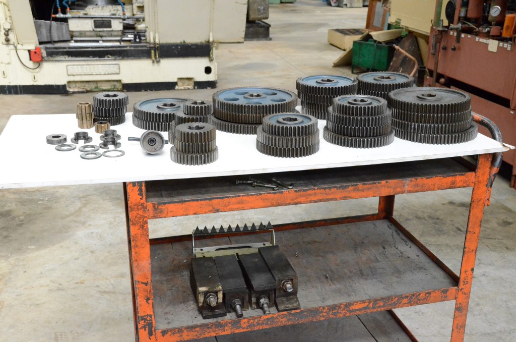 Usado 1966 LIEBHERR L 650 Talladoras de Fresa Madre #4314