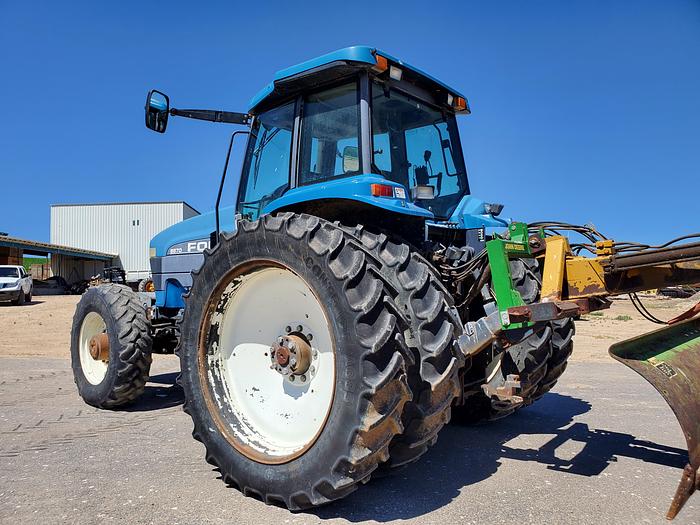 Used 1995 Ford 8870 Tractor