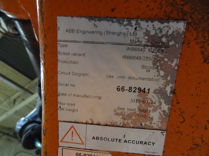 Used ABB IRB 6640 6 AXIS CNC ROBOT 235KG X 2.55 REACH IRC5