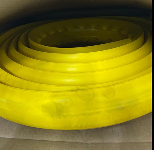 Hubbell FT4Y25 25’Long 3.25”W x 1.1”H