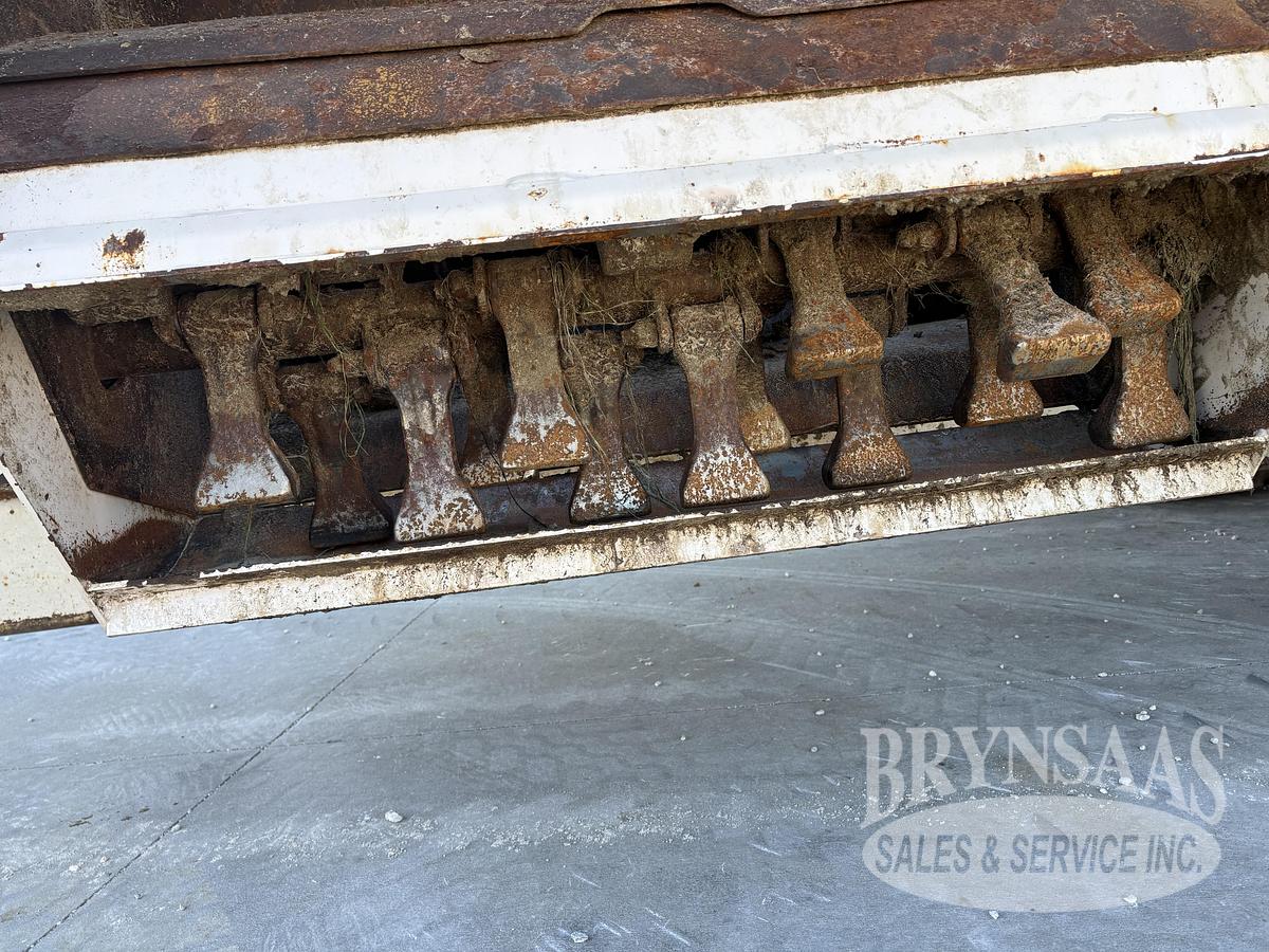 Used KUHN KNIGHT 8141