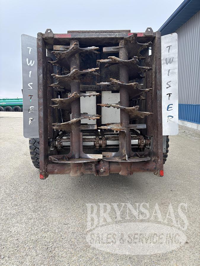 Used 2017 MEYER VB560