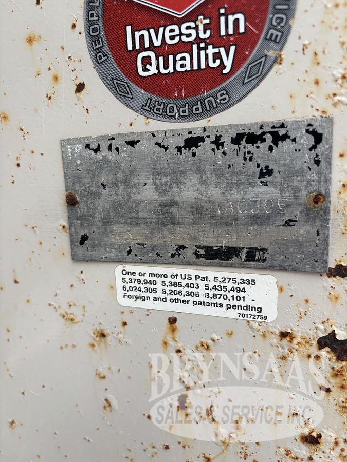 Used KUHN KNIGHT SLC132