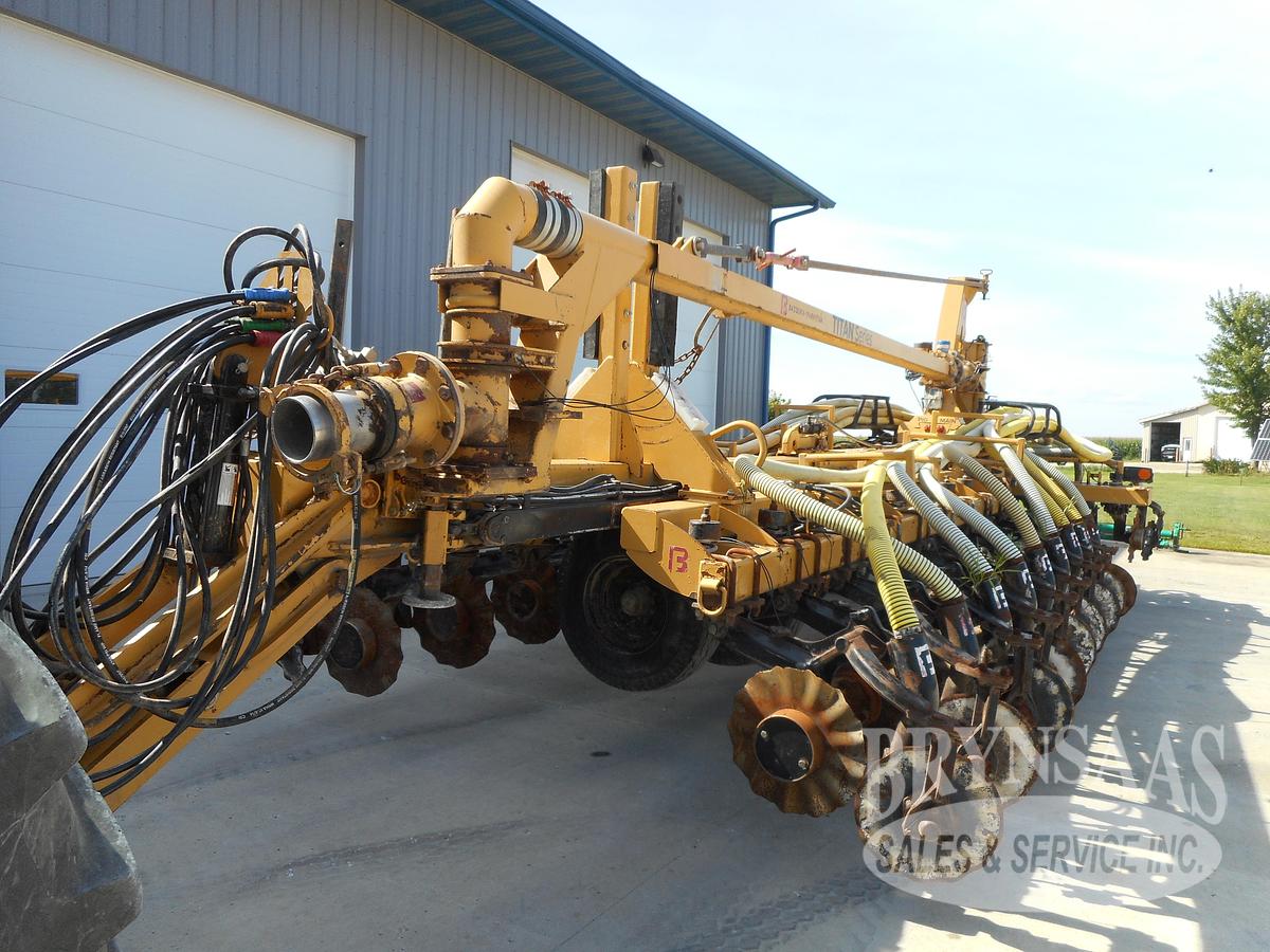 Used 2018 BAZOOKA FARMSTAR T242448CT-HD