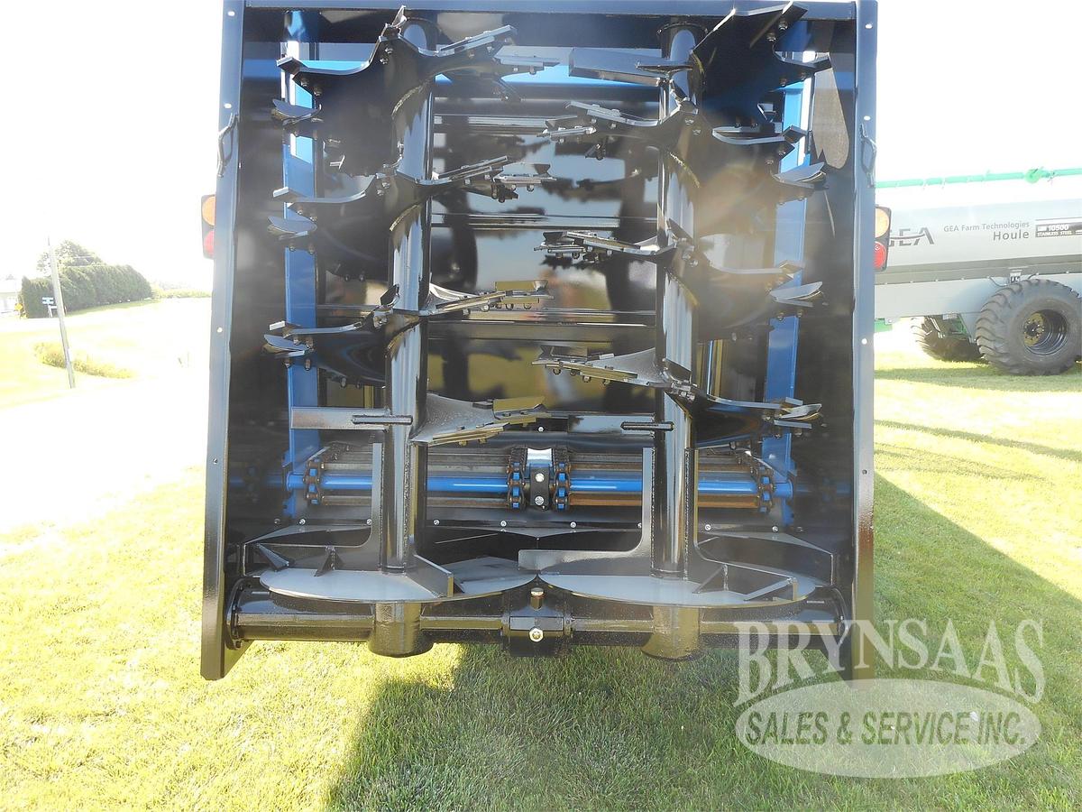 ARTEX SB700 Manure Spreader