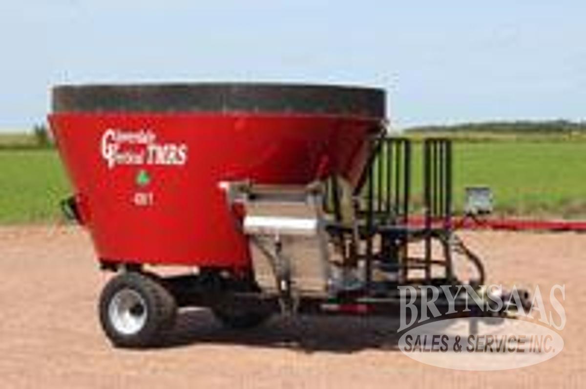 New - products Cloverdale Single Auger Trailer Mixer