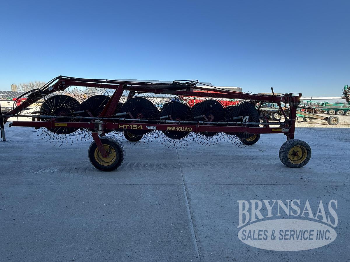 Used NEW HOLLAND HT154