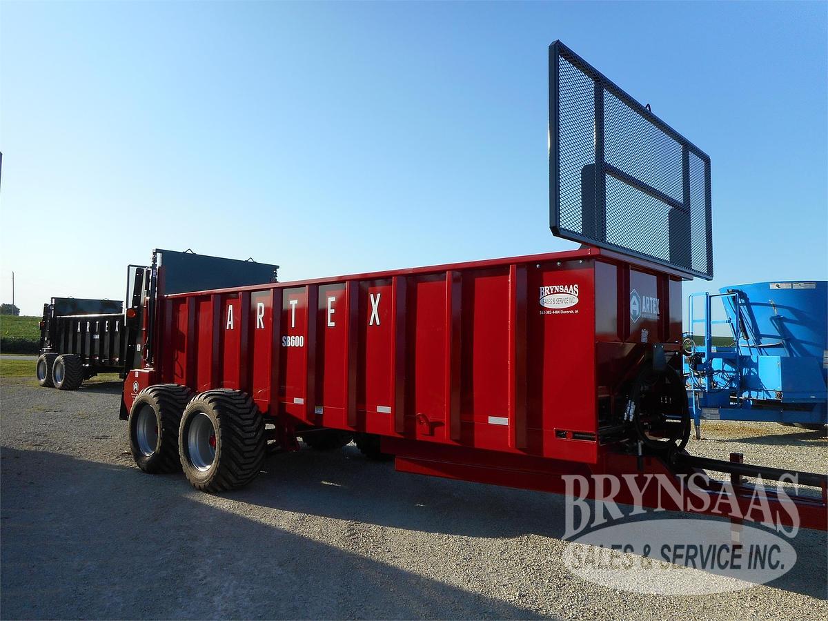 ARTEX SB600 Manure Spreader