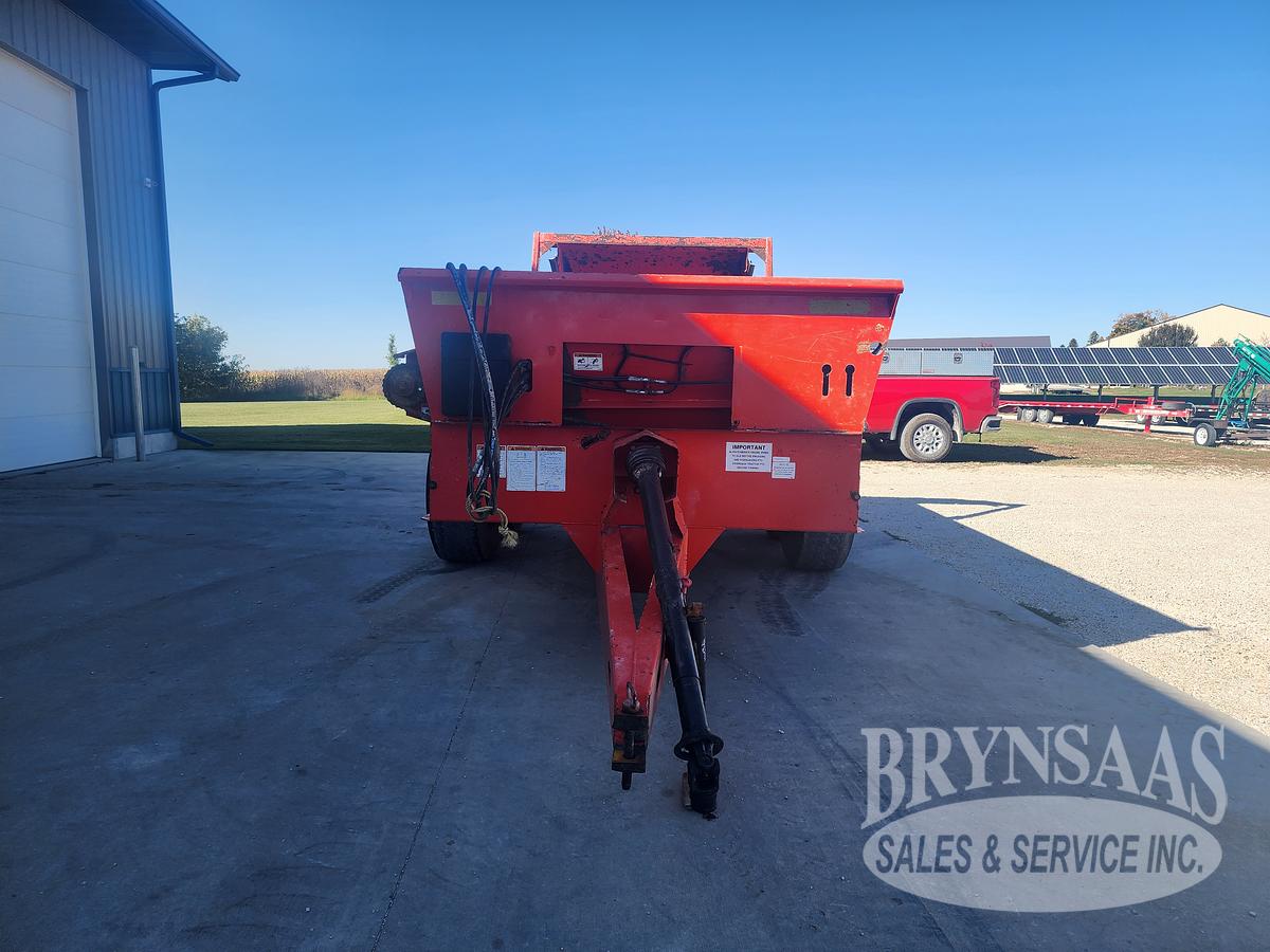 Used KUHN KNIGHT 1140