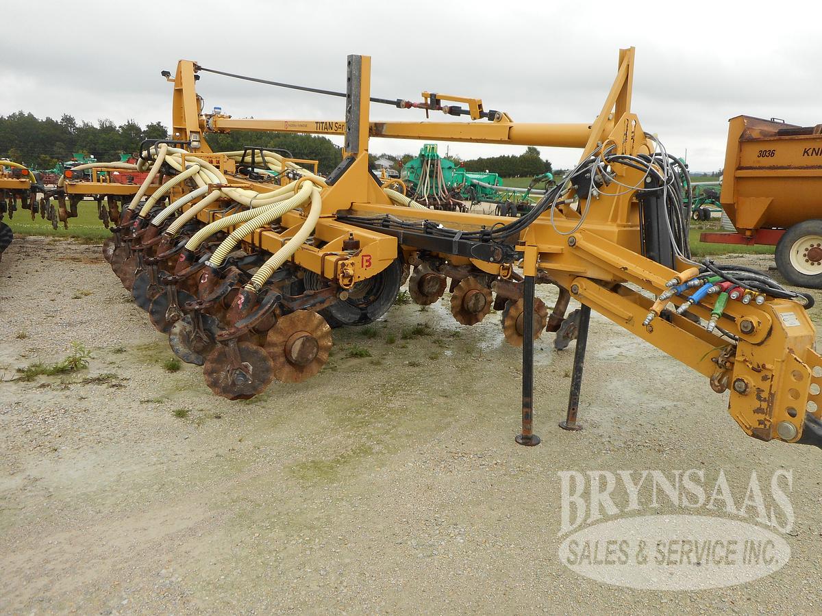 Used 2018 BAZOOKA FARMSTAR T203050CT-HD