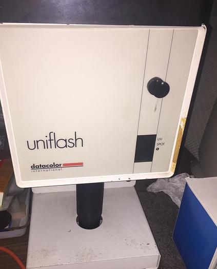 Usato APPARECCHIO DA LABORATORIO : SPETTROFOTOMETRO DATACOLOR  UNIFLASH