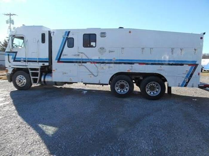 Used 2013 Freightliner NOV E-line