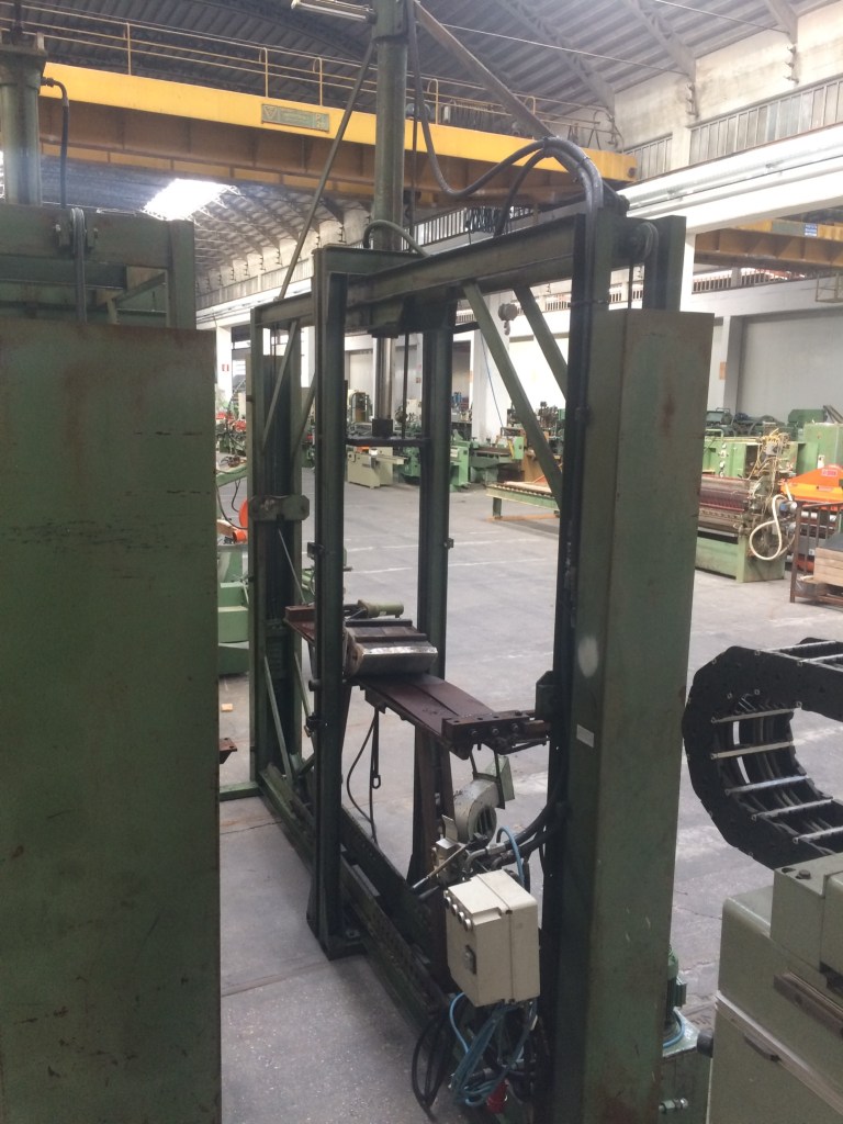 Usato Pressa snervatrice per legno massiccio 182×30