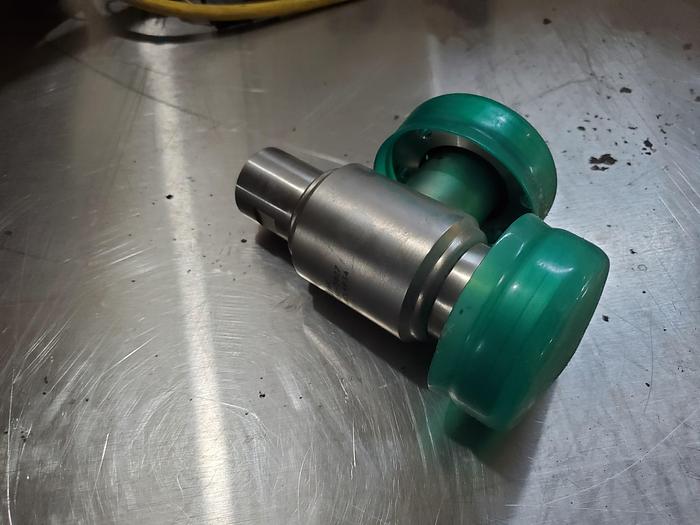 Varian 951-5027 manual angle high vacuum valve, 2 3/4" conflat (X2)