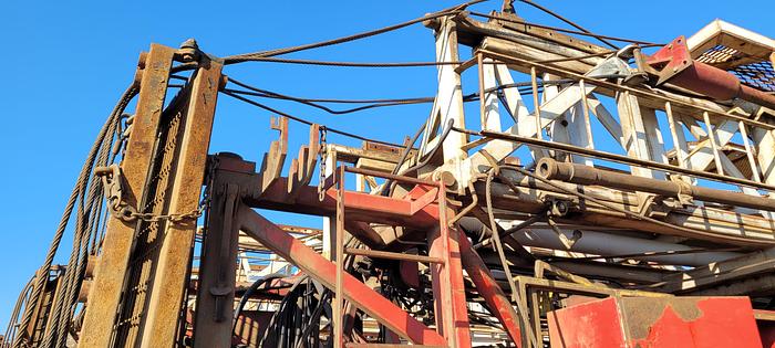 Used Rig Works Mustang 550