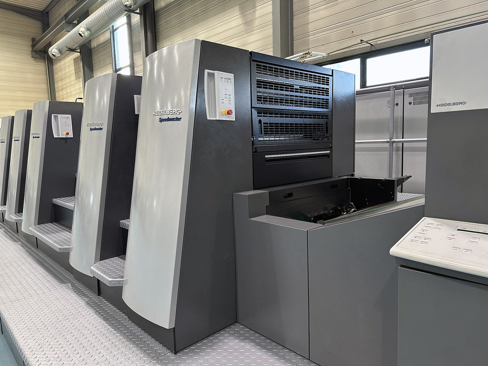 Used 2011 Heidelberg XL 75-5-P+L+C