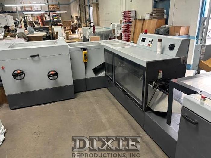 Used 2003 Heidelberg ST100 6 Pocket Stitcher