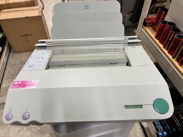 Used Fastback  15 Binder
