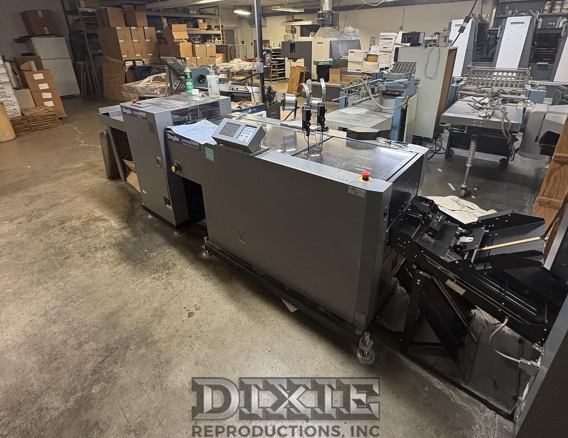 Used Duplo 5000 DBM Booklet Maker System